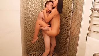 Hd Video Of A Horny Babe Getting Her Pussy Pounded In The Shower