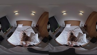 Virtual Reality Experience In A Hidden Room - Basic Guidelines