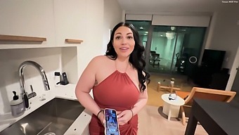 A Hot Chick Is Fucking With A Young Guy, Her Friend Mandi May